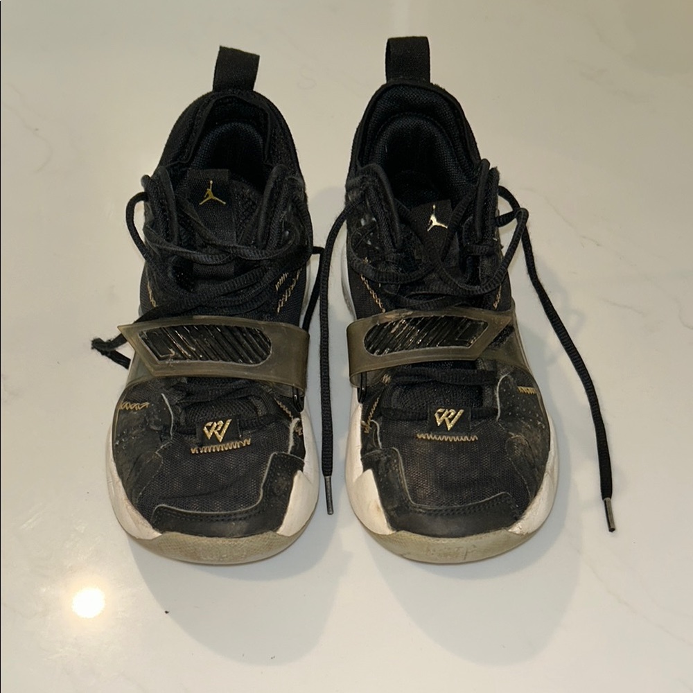 Jordan ‘Why Not’ ZER0.3 GS  Kids Shoes Black and Gold